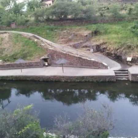 Rural House Mirador Del Castillo ファームステイ *